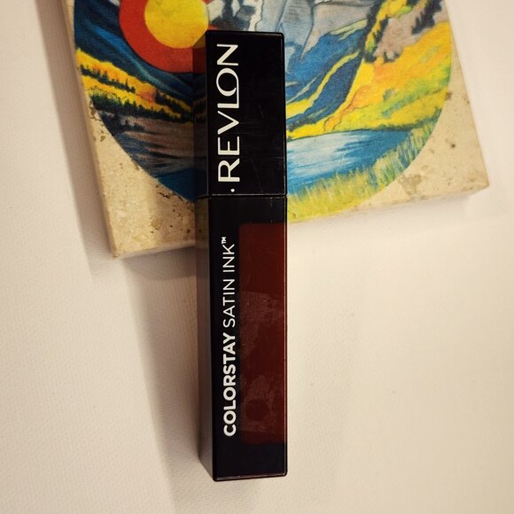Revlon ColorStay Satin Ink Liquid Lipstick - #34 Regal Ruby - Picture 8 of 11